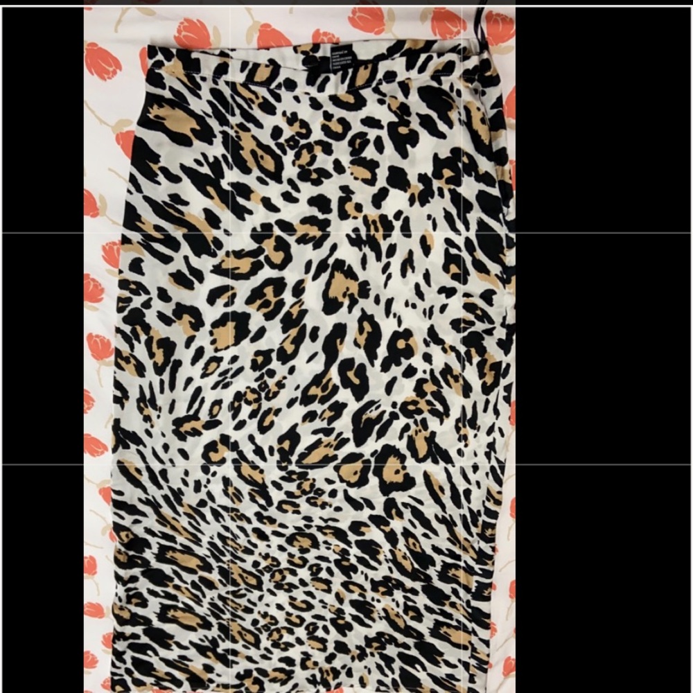 F21 leopard print skirt